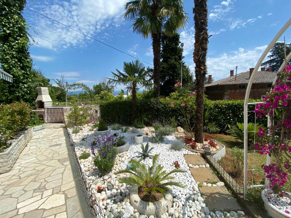 Guesthouse Villa Stanger 2 Ловран Екстериор снимка