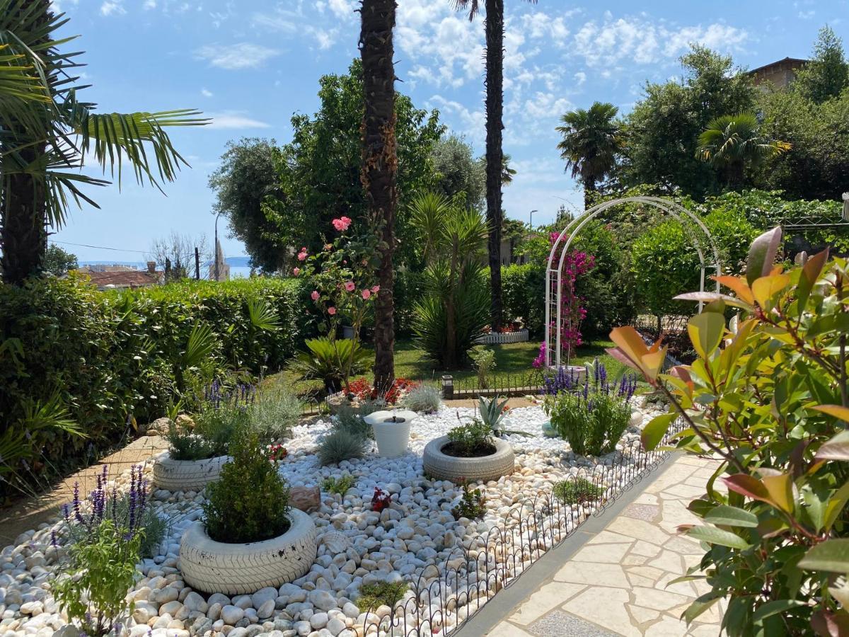 Guesthouse Villa Stanger 2 Ловран Екстериор снимка
